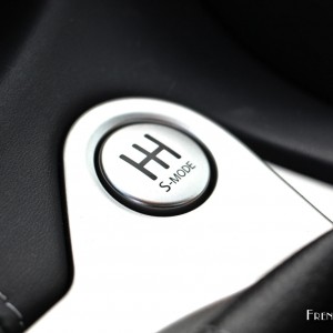 Photo bouton S-Mode Nissan 370Z – 3.7 l V6 328 ch (2015)