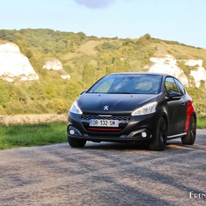 Photo essai Peugeot 208 GTi by Peugeot Sport (2015)