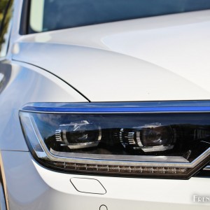 Photo feu avant Volkswagen Passat GTE (2015)
