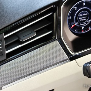 Photo détail insert Volkswagen Passat GTE (2015)