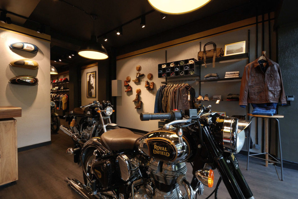 Photo Mikael Florentin - Boutique Royal Enfield Paris