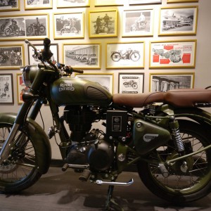 Photo Mikael Florentin – Boutique Royal Enfield Paris