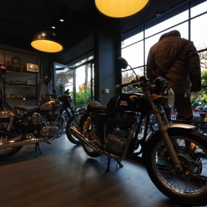 Photo Mikael Florentin – Boutique Royal Enfield Paris