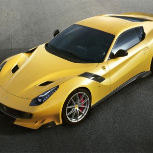 Photo officielle Ferrari F12tdf (2015)