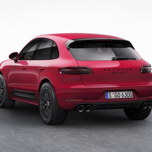 Photo 3/4 arrière Porsche Macan GTS (2015)