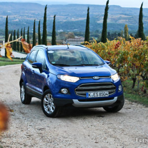 Photo Ford EcoSport Titanium Bleu Kinetic (2015)