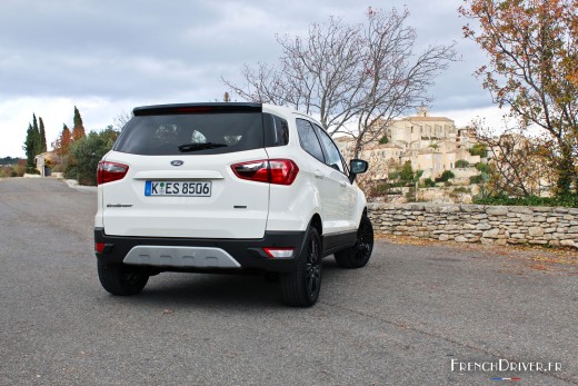 Photo essai Ford EcoSport Titanium S Blanc Diamant (2015)