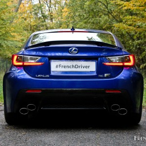 Photo face arrière Lexus RC F (2015)