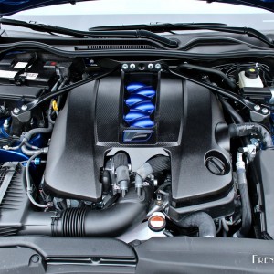 Photo moteur 5.0 V8 477 ch Lexus RC F (2015)