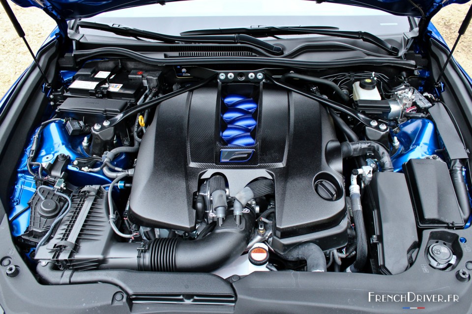 Photo moteur 5.0 V8 477 ch Lexus RC F (2015)