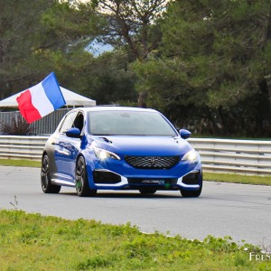 Photo essai Peugeot 308 R HYbrid (2015)