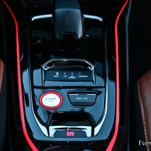 Photo console centrale Peugeot 308 R HYbrid (2015)