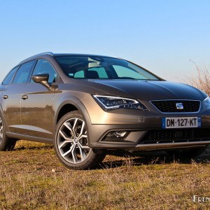 Photo 3/4 avant SEAT Leon X-PERIENCE (2015)