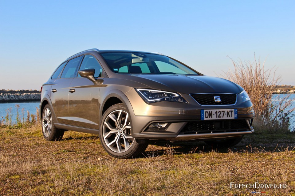 Photo 3/4 avant SEAT Leon X-PERIENCE (2015)