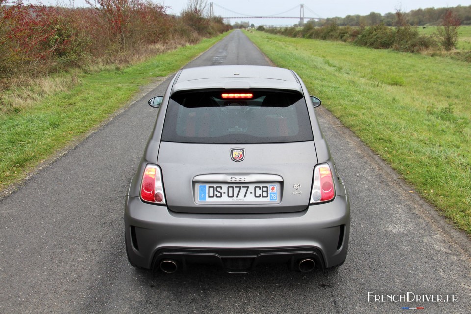 Photo essai Abarth 695 Biposto (2015)