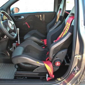 Photo intérieur Abarth 695 Biposto (2015)