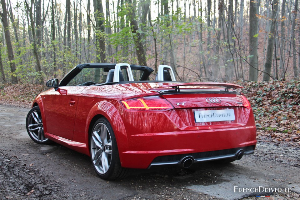 Photo essai Audi TT Roadster (2015) - 2.0 TFSI 230