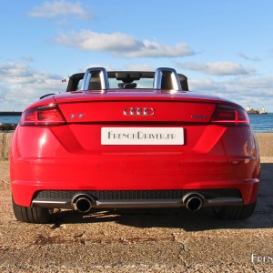 Photo face arrière Audi TT Roadster (2015) – 2.0 TFSI 230