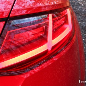 Photo feu arrière LED Audi TT Roadster (2015) – 2.0 TFSI 230