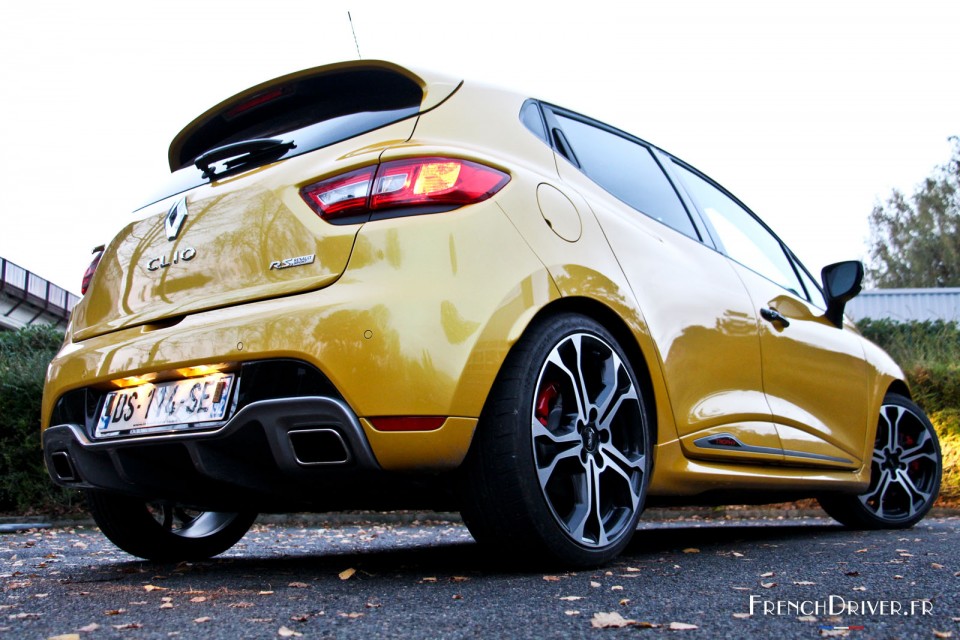 Photo essai Renault Clio RS 220 EDC Trophy (2015)