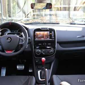 Photo intérieur Renault Clio RS 220 EDC Trophy (2015)