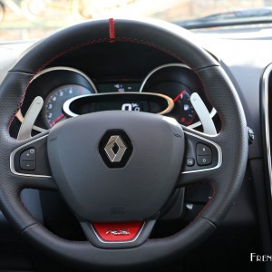 Photo volant Renault Clio RS 220 EDC Trophy (2015)