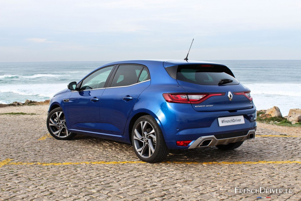 Photo 3/4 arrière Renault Mégane 4 GT (2015)