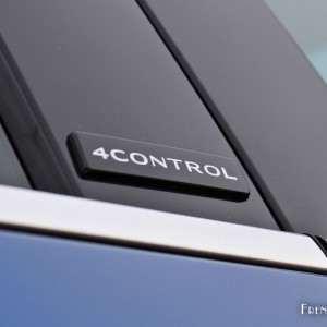 Photo badge 4Control Renault Mégane 4 GT (2015)