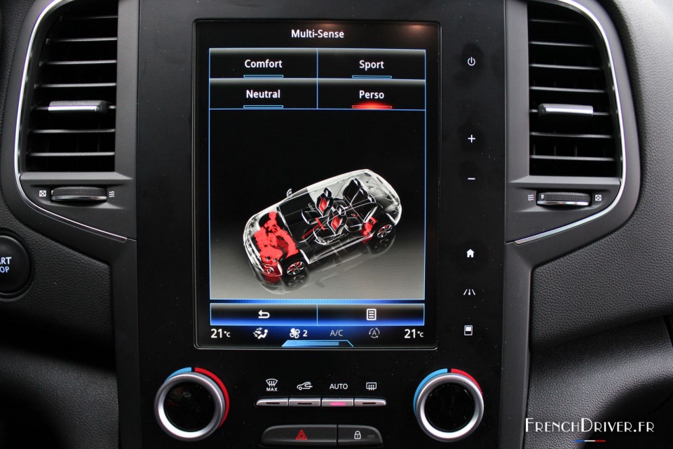 Photo écran tactile Multi-Sense Renault Mégane 4 GT (2015)