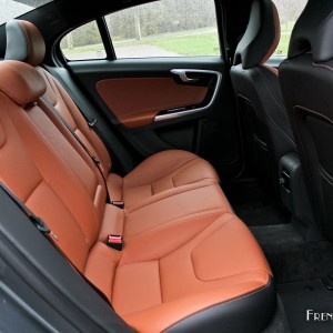 Photo banquette arrière cuir Volvo S60 D3 Xenium (2015) – 2.0 l