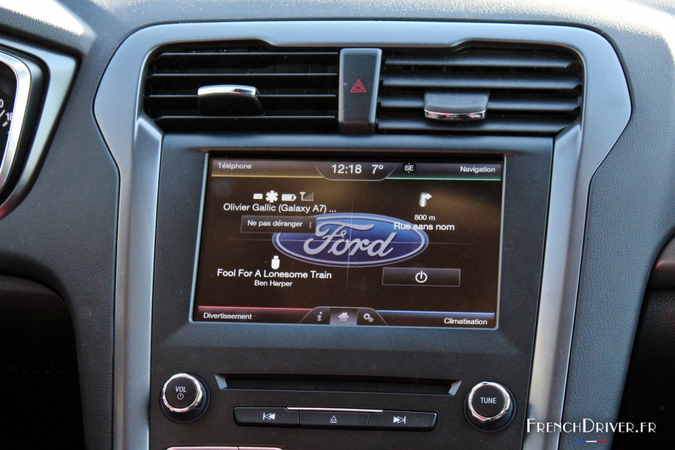Système multimédia SYNC 2 - Ford TechDay (Décembre 2015)