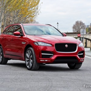 Photo 3/4 avant Jaguar F-Pace (2016)