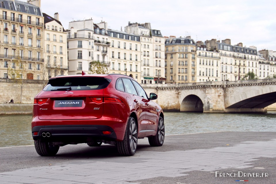 Photo Jaguar F-Pace (2016)