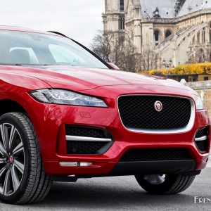 Photo face avant Jaguar F-Pace (2016)