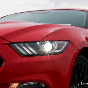 Photo feux avant Ford Mustang Fastback (2015)