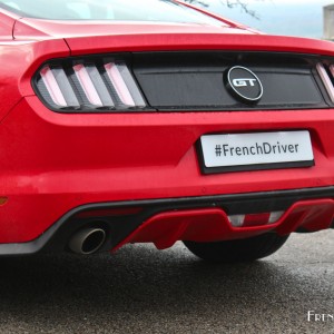 Photo bouclier arrière Ford Mustang GT V8 Fastback (2015)