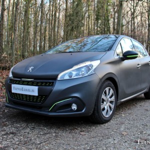 Photo 3/4 avant Peugeot 208 1.6 BlueHDi 100 BVM5