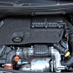 Photo moteur 1.6 BlueHDi 100 Peugeot 208
