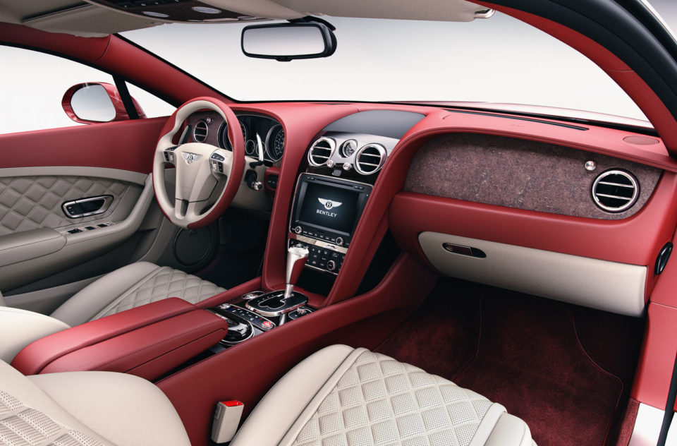 Photo officielle Bentley Mulliner Stone Veneers (2016)