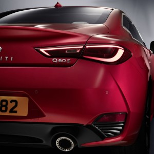 Photo bouclier arrière nouvelle Infiniti Q60 (2016)