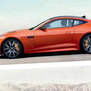 Photo profil nouvelle Jaguar F-Type SVR (2016)