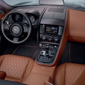 Photo intérieur Jaguar F-Type SVR (2016)