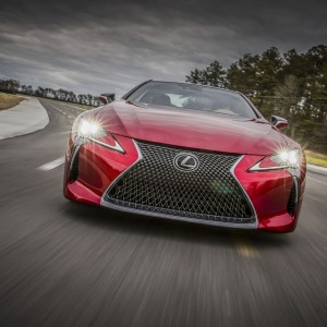 Photo face avant Lexus LC 500 (2016)