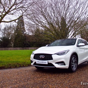 Photo essai Infiniti Q30 (2016)