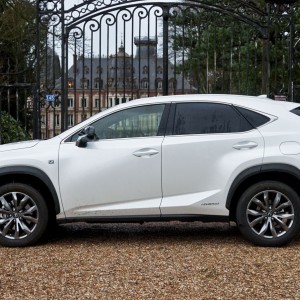 Photo profil Lexus NX 300h (2016)