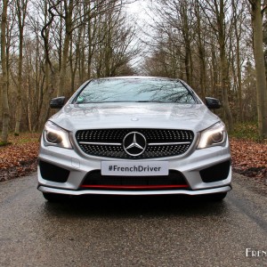 Photo face avant Mercedes Benz CLA Shooting Brake (2016)