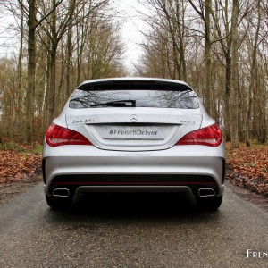 Photo face arrière Mercedes Benz CLA Shooting Brake (2016)