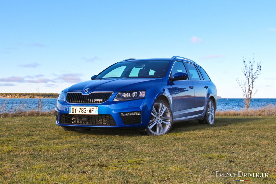 Photo 3/4 avant Skoda Octavia RS (2016)