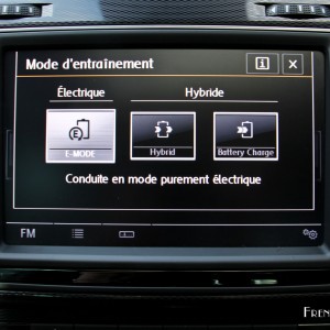 Photo mode d’entraînement écran tactile Volkswagen Golf GTE (2