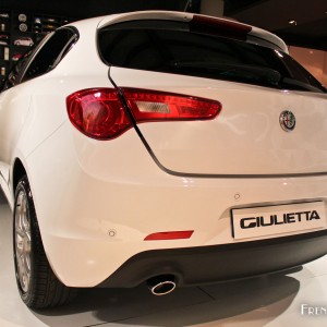 Photo face arrière Alfa Romeo Giulietta restylée (2016)